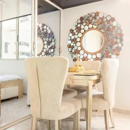 Hermoso Vista Al Mar Apartamento